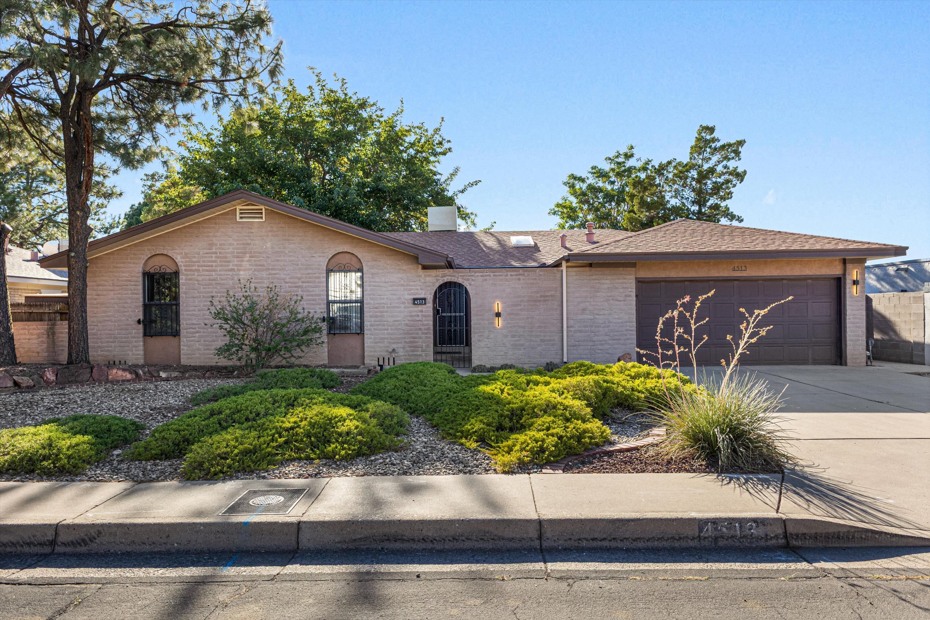 4513 Andrew Drive NE