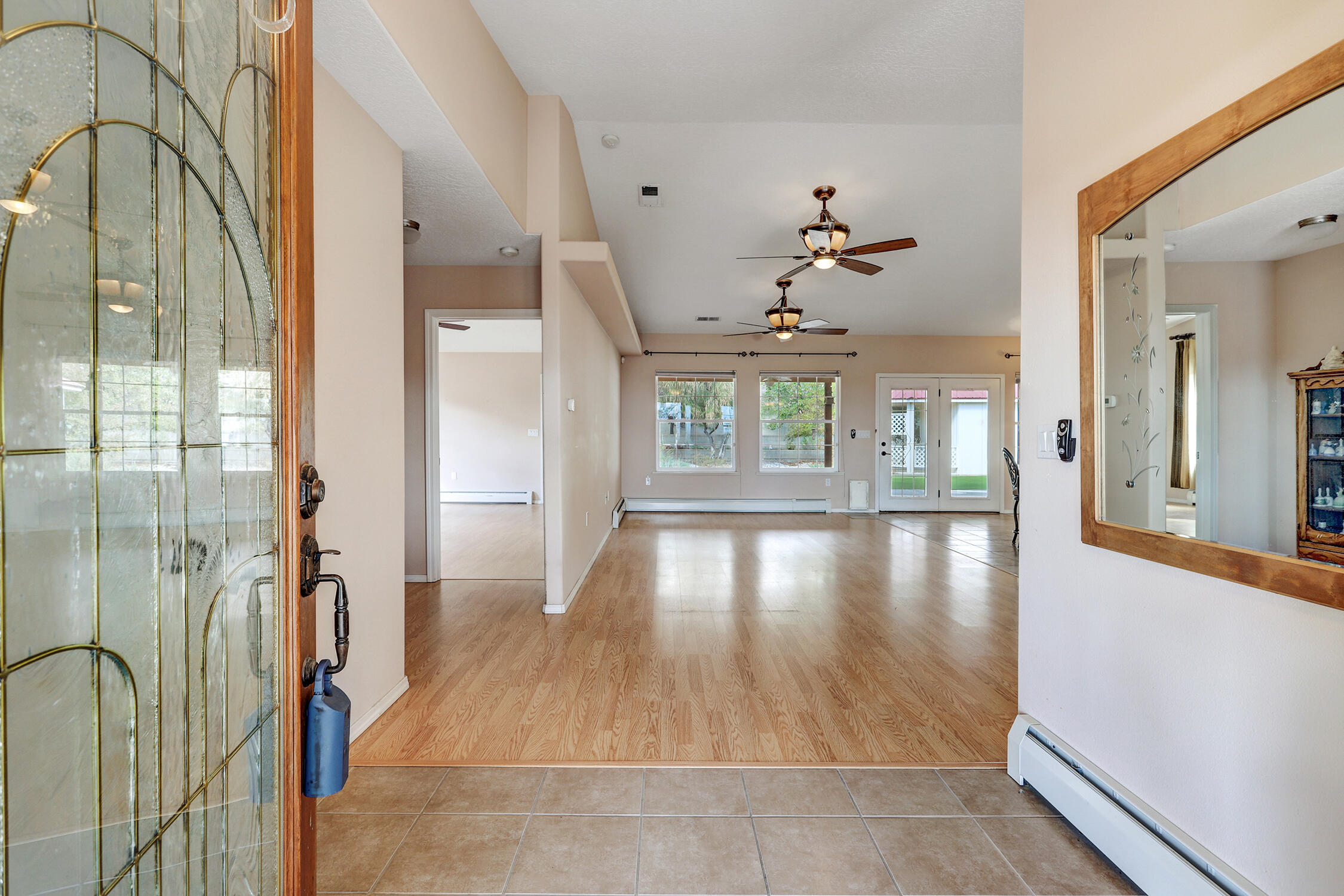 Los Lunas, New Mexico 87031, United States, 3 Bedrooms Bedrooms, ,2 BathroomsBathrooms,Residential,Active,229312