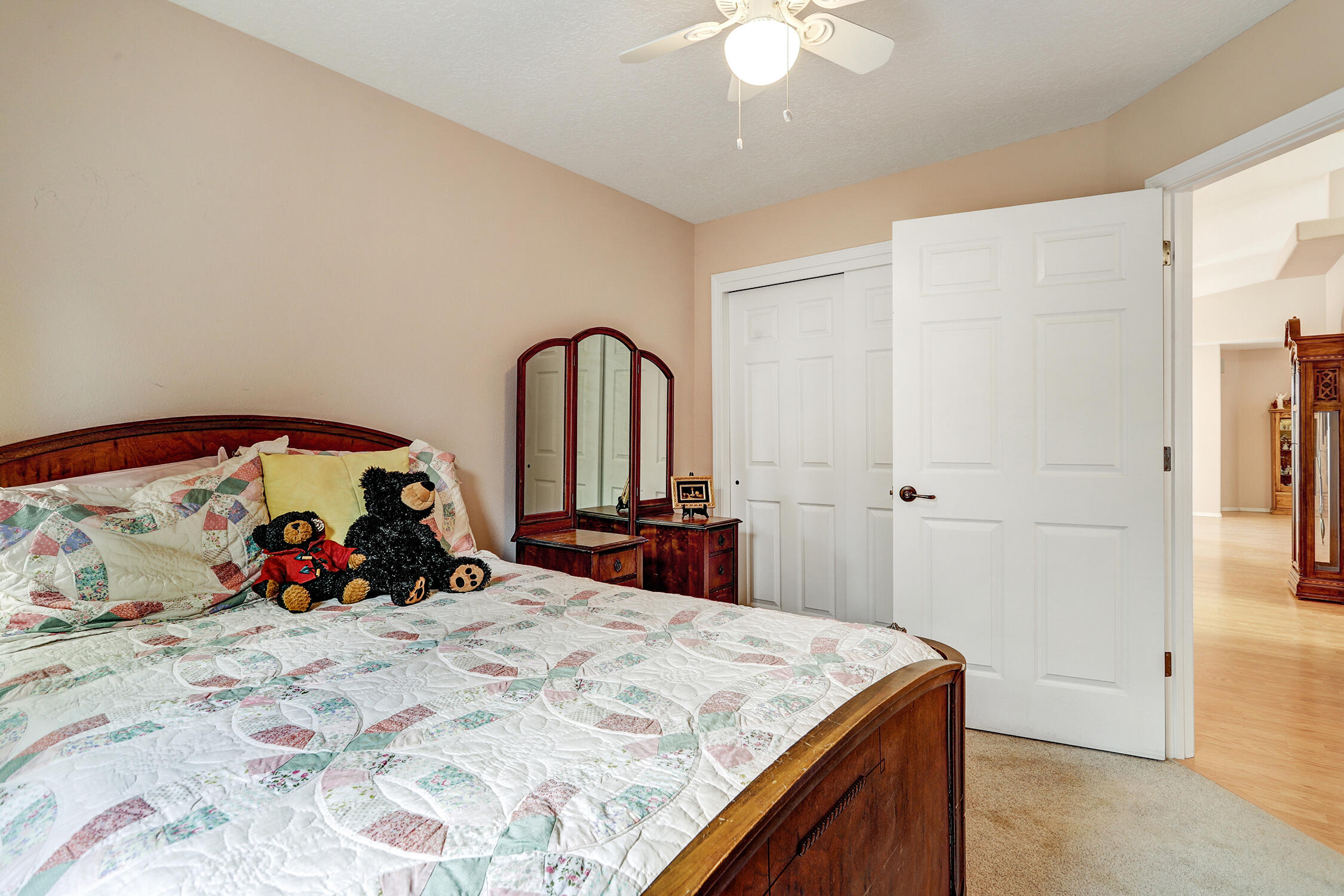 Los Lunas, New Mexico 87031, United States, 3 Bedrooms Bedrooms, ,2 BathroomsBathrooms,Residential,Active,229312