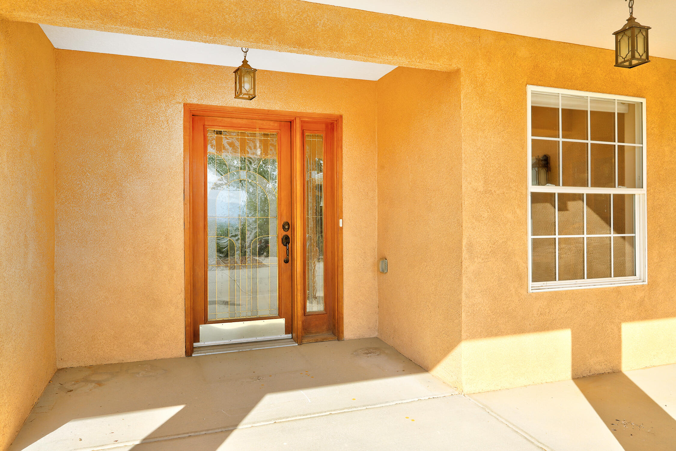 Los Lunas, New Mexico 87031, United States, 3 Bedrooms Bedrooms, ,2 BathroomsBathrooms,Residential,Active,229312