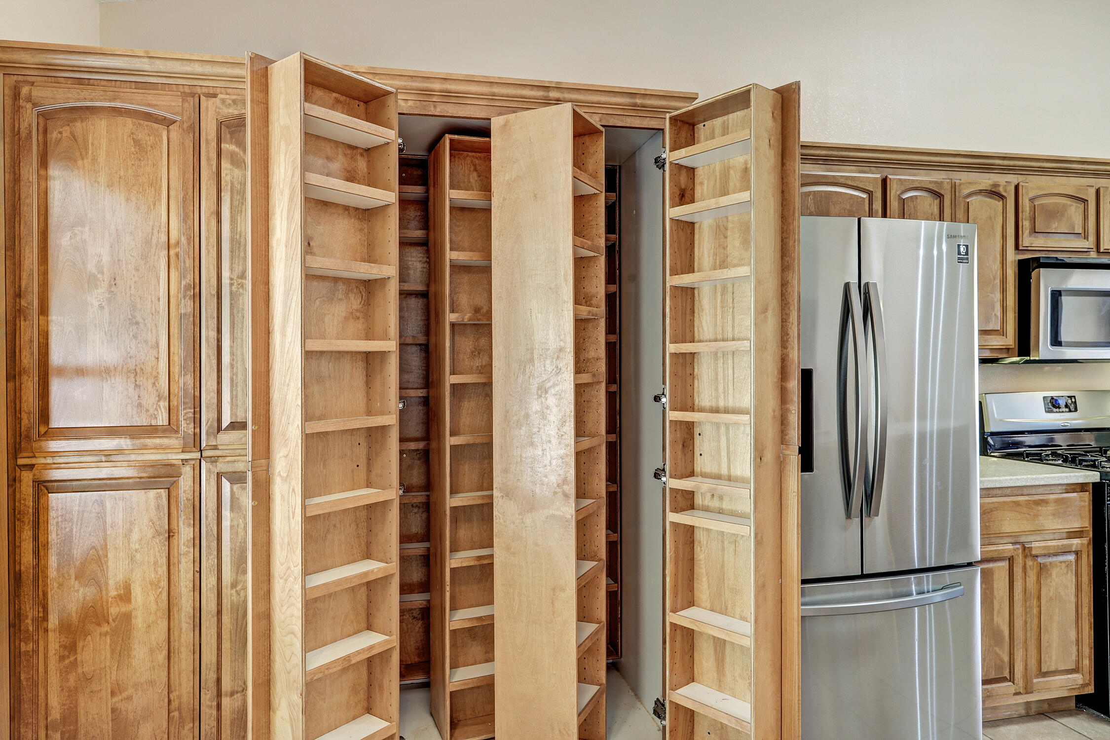 Los Lunas, New Mexico 87031, United States, 3 Bedrooms Bedrooms, ,2 BathroomsBathrooms,Residential,Active,229312