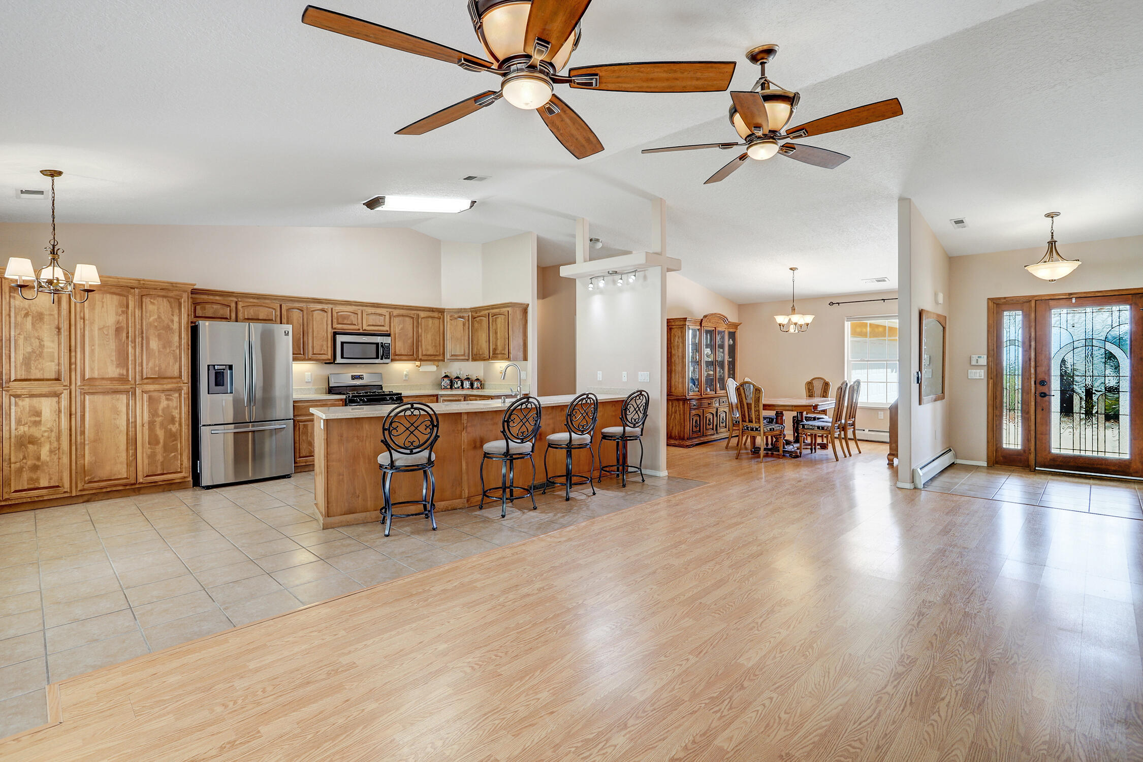 Los Lunas, New Mexico 87031, United States, 3 Bedrooms Bedrooms, ,2 BathroomsBathrooms,Residential,Active,229312