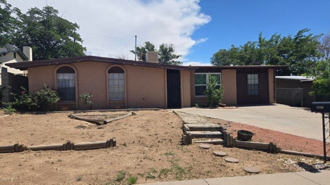Homes For Sale - 13220 Cloudview Avenue<br/> Bernalillo County, Albuquerque, NM 87123