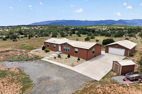 Mobile Home For Sale - 13 Crystal Gardens Lane<br/> Tijeras, NM 87059
