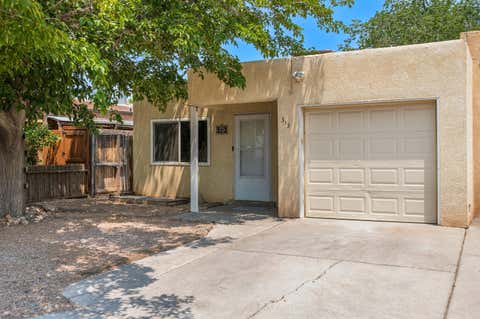 Townhouse For Sale - 313 Shannon Place<br/> Bernalillo County, Albuquerque, NM 87107