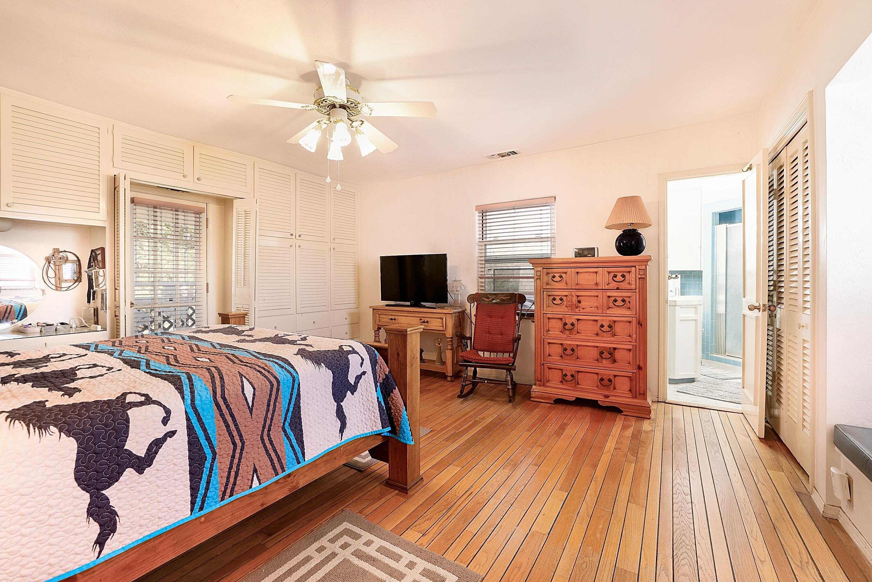 900 Westgate Lane, Los Ranchos, New Mexico image 21