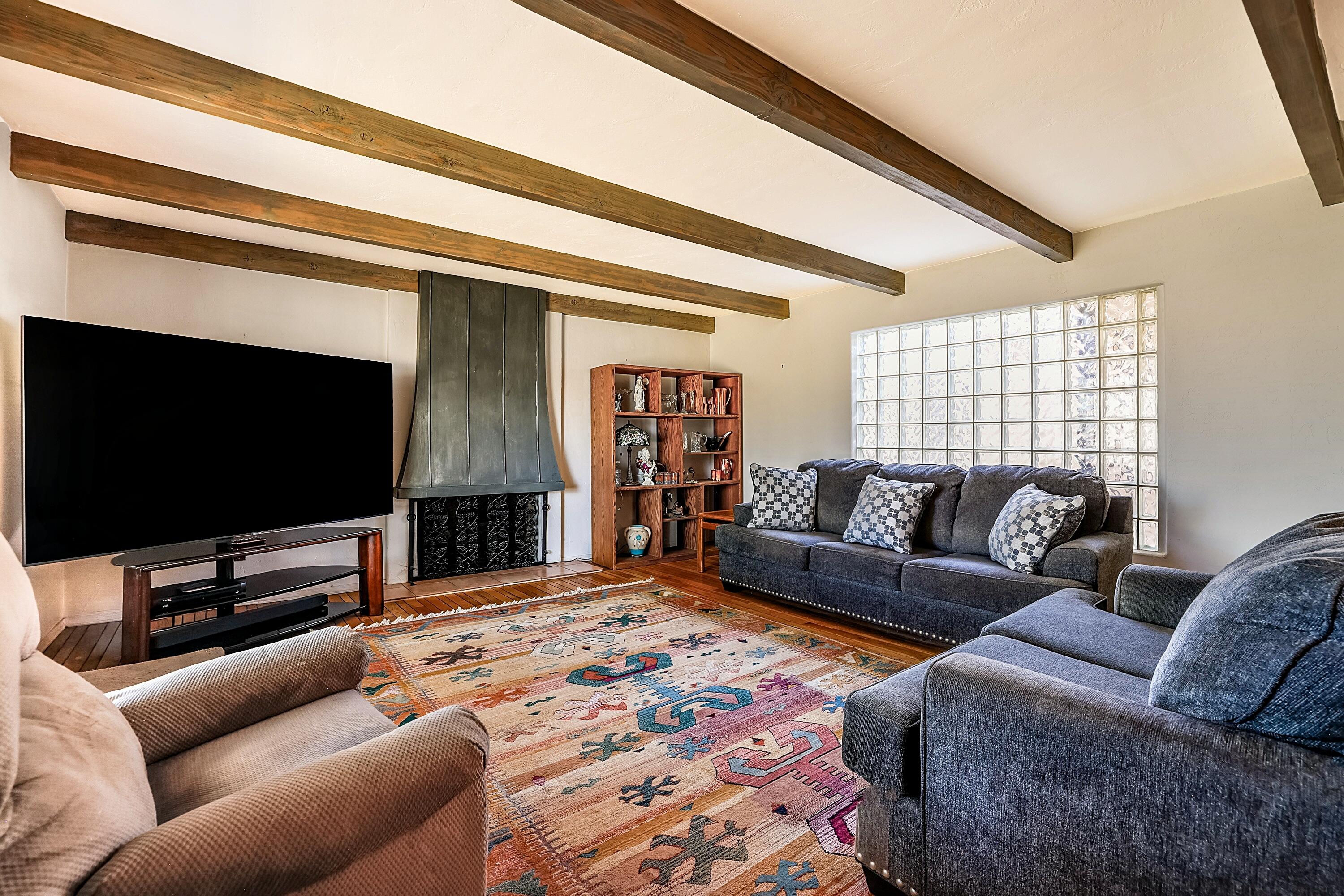 900 Westgate Lane, Los Ranchos, New Mexico image 5