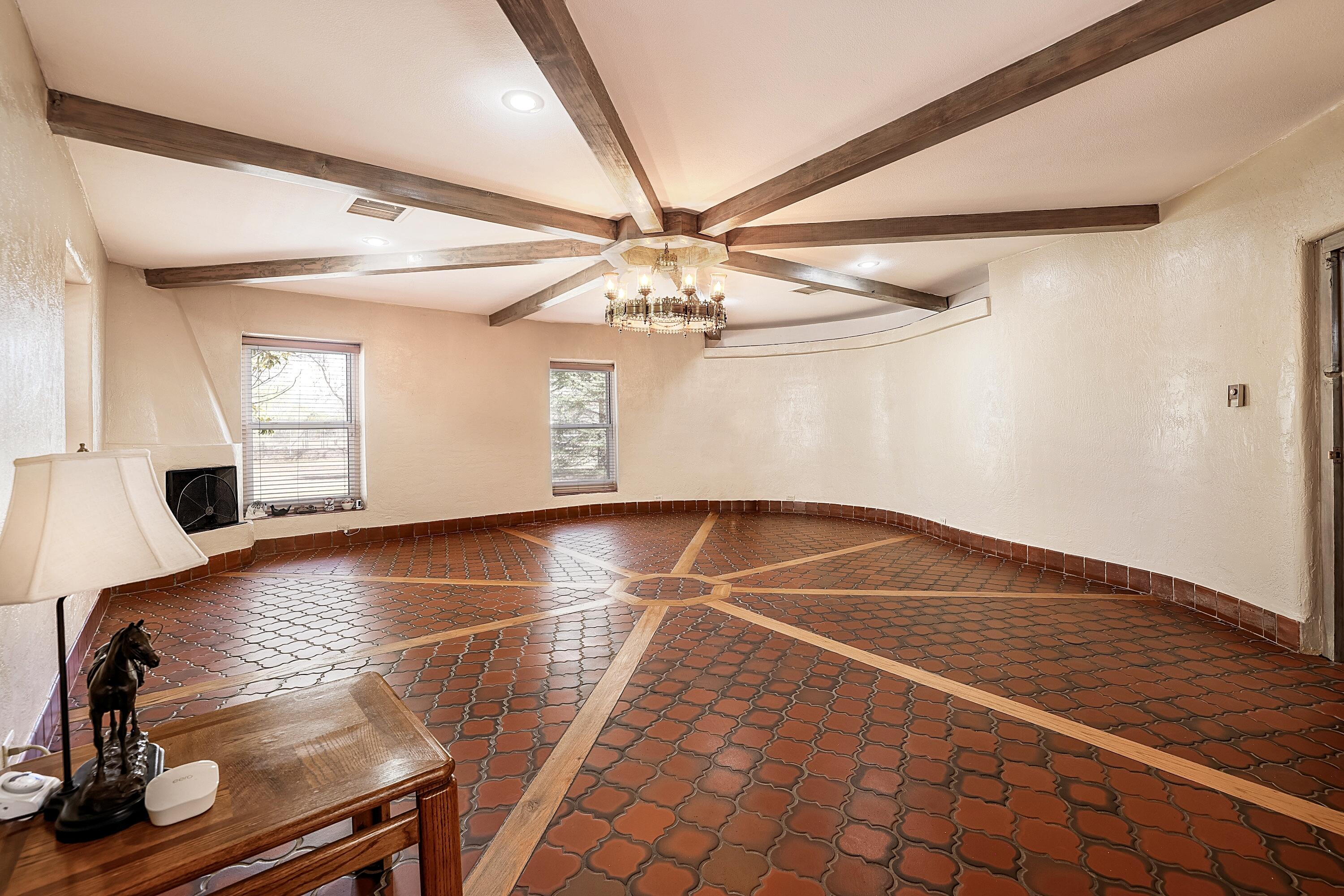 900 Westgate Lane, Los Ranchos, New Mexico image 10