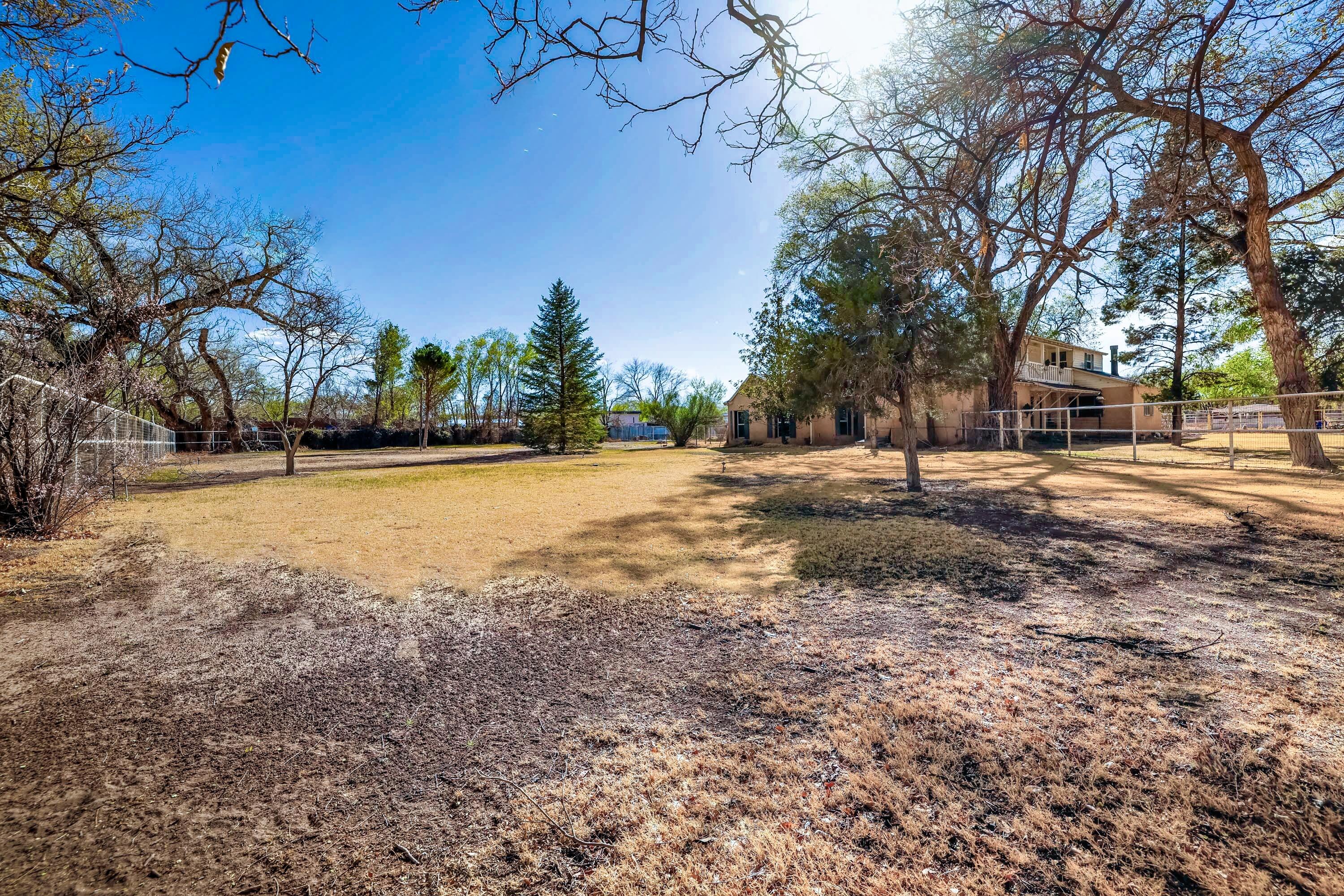 900 Westgate Lane, Los Ranchos, New Mexico image 32