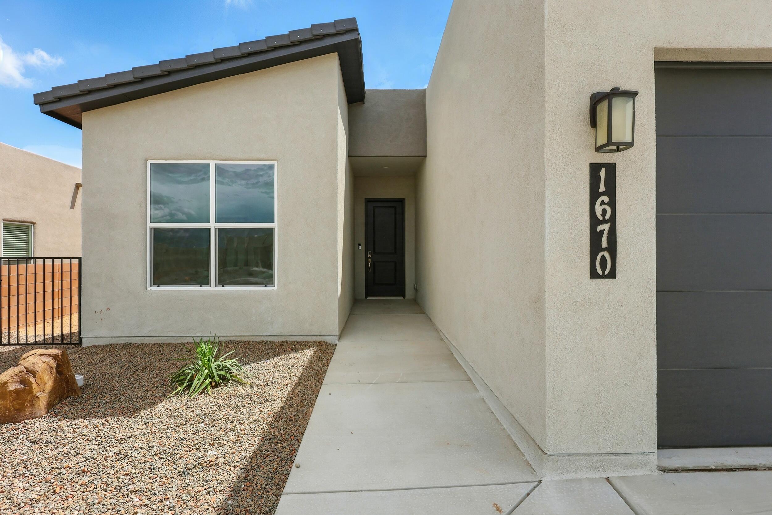 1670 Tesoro Loop, Los Lunas, New Mexico image 3