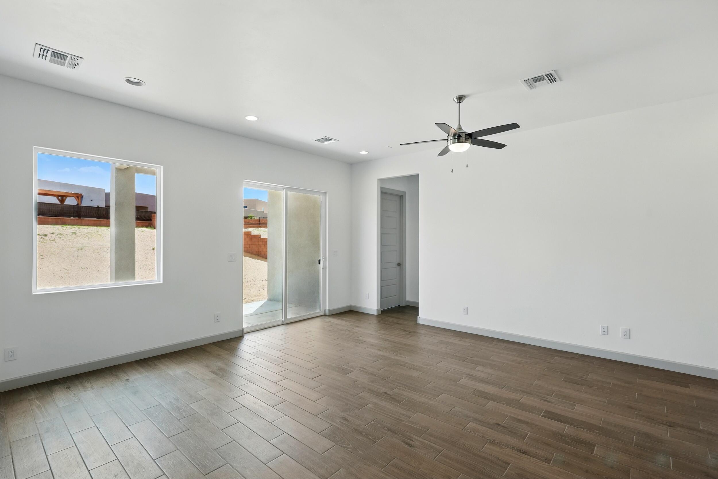 1670 Tesoro Loop, Los Lunas, New Mexico image 9