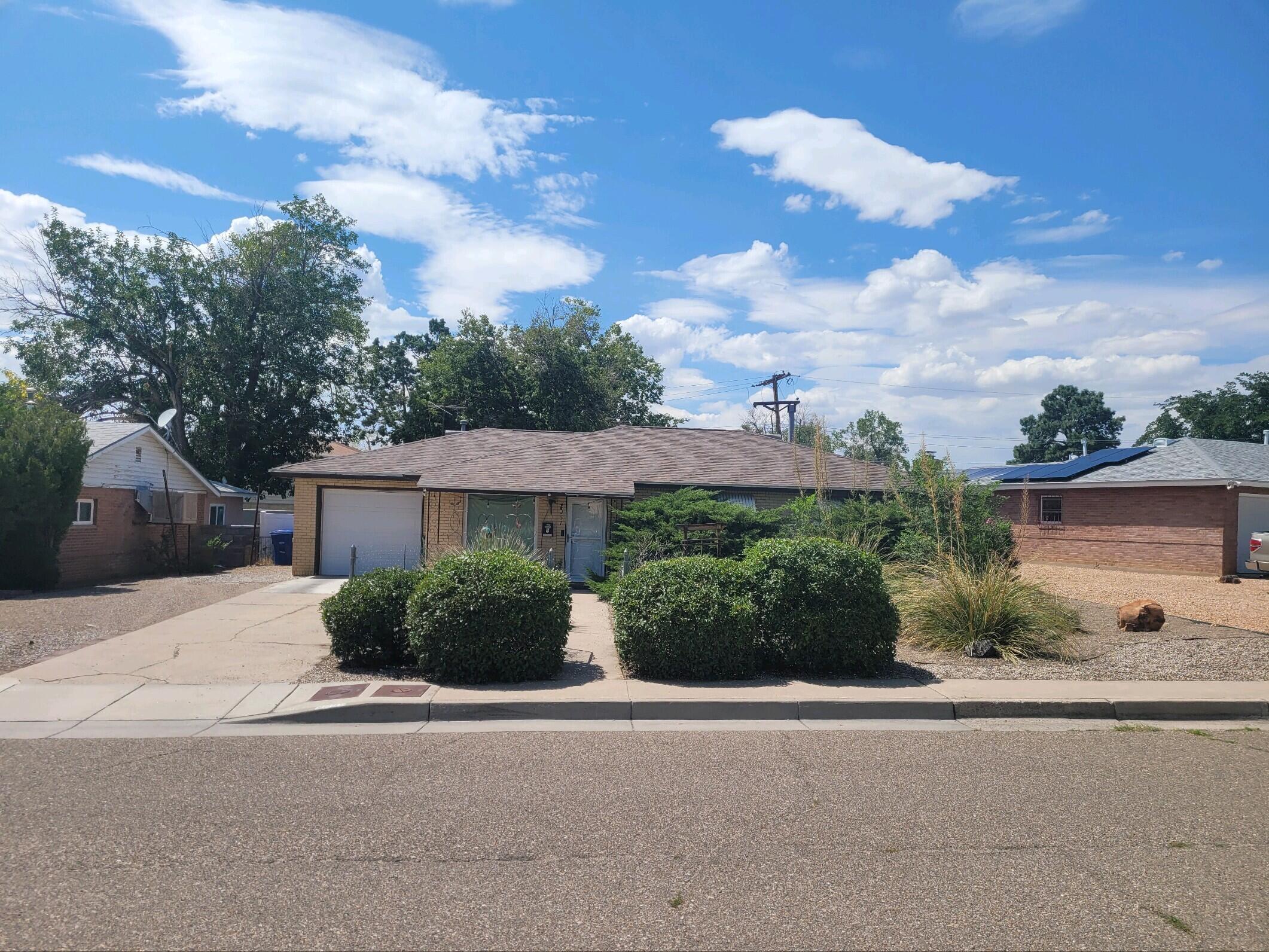 2057 Virginia Street, Albuquerque, New Mexico image 2