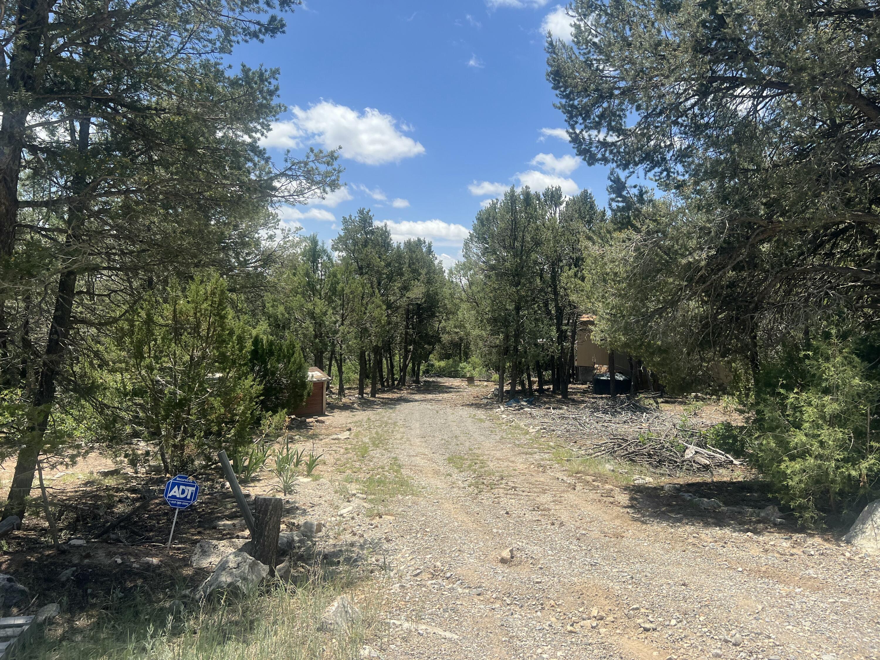 17 Michelle Court, Edgewood, New Mexico image 2