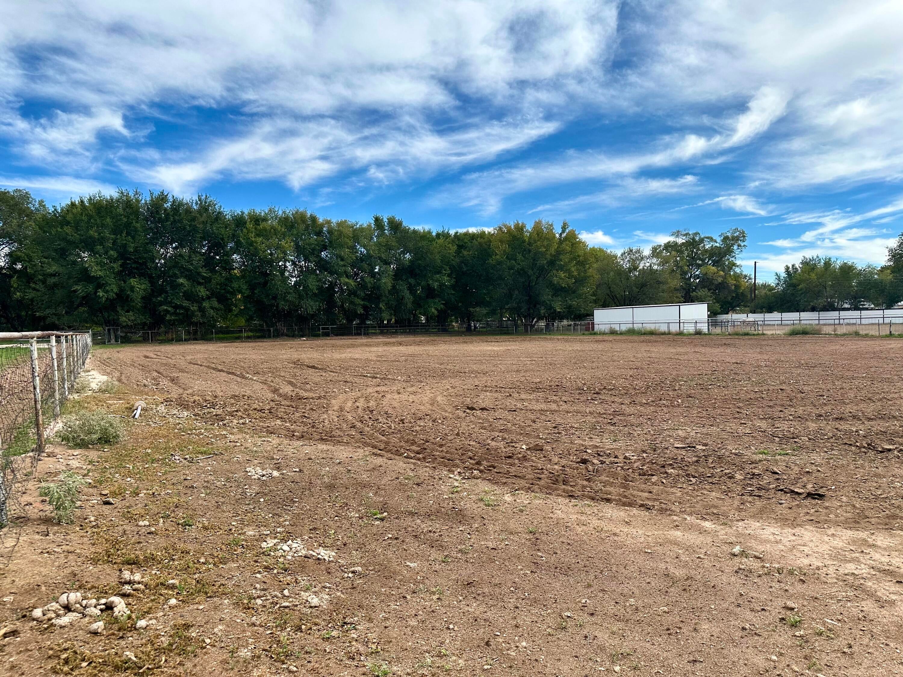 930 W Bosque Loop