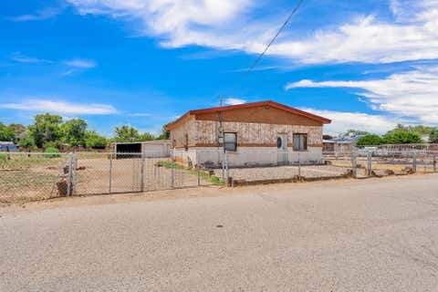 Homes For Sale - 633 Wisconsin Street<br/> Belen, NM 87002
