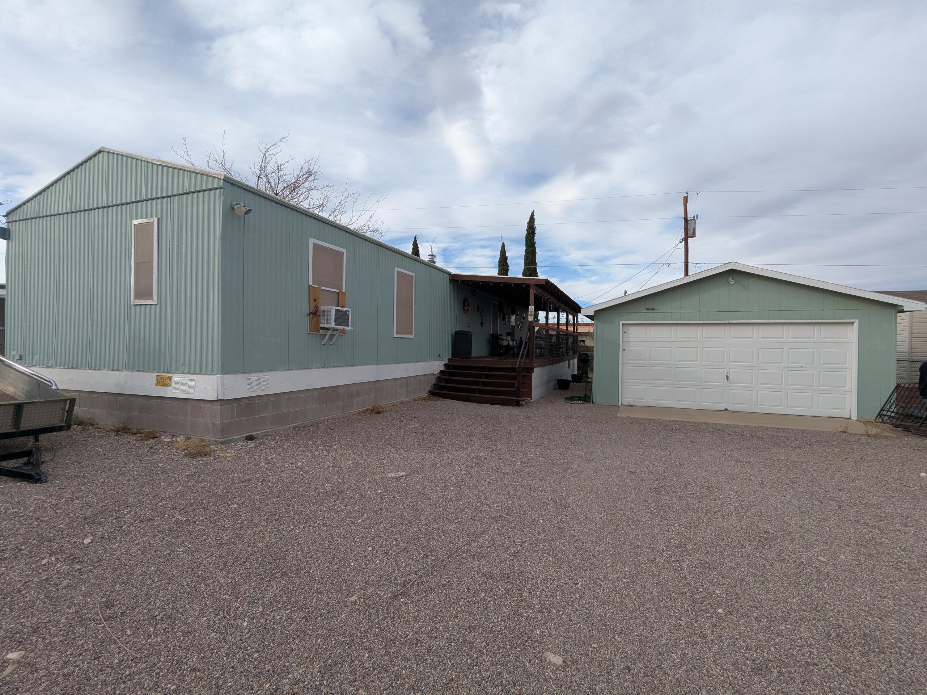 205 Calle Del Sol, Elephant Butte, New Mexico image 1