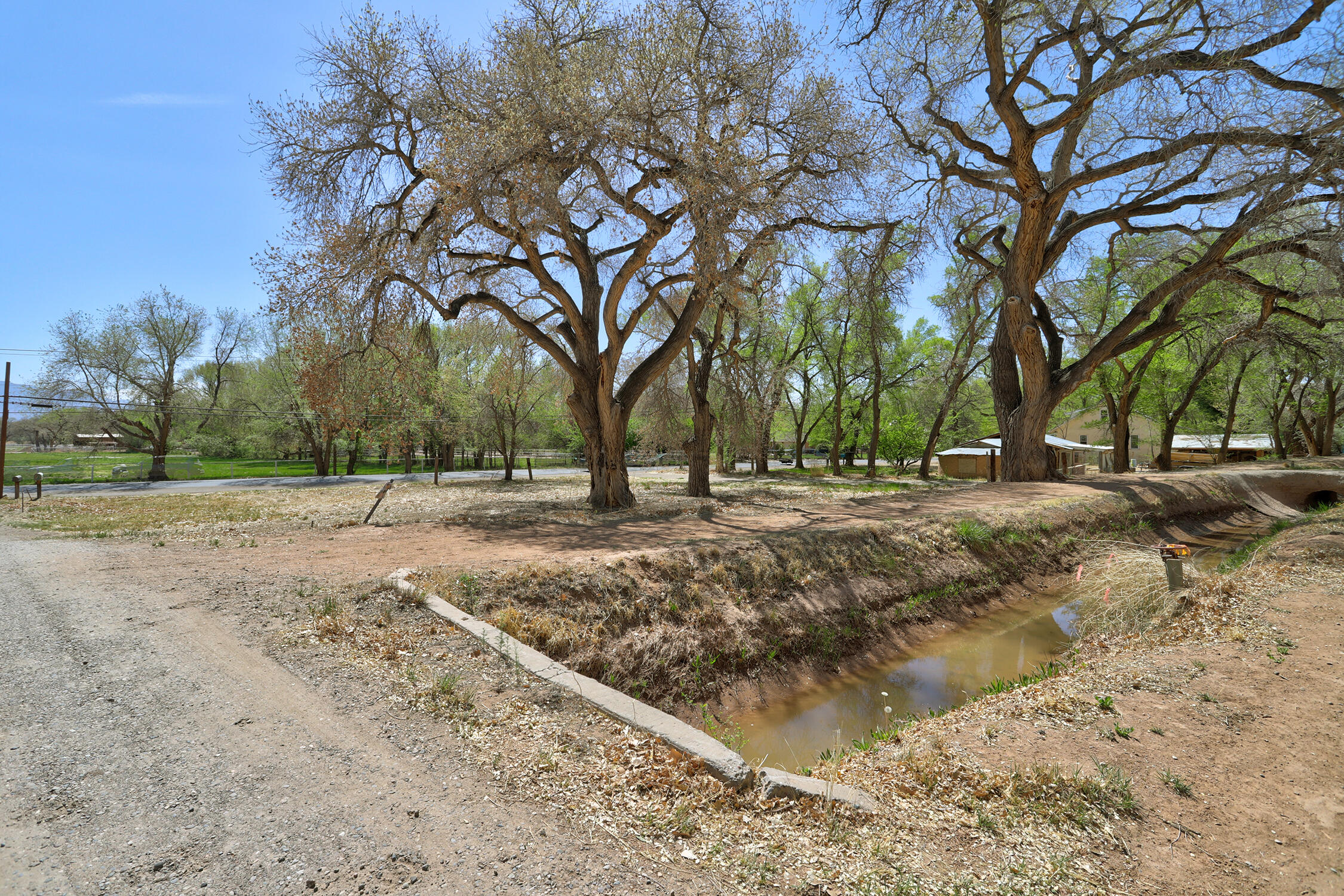 3037 Corrales Road, Corrales, New Mexico image 32