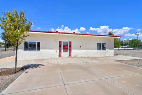 Photo of 4415 Isleta Boulevard SW, Albuquerque, NM 87105 (MLS # 1108238)