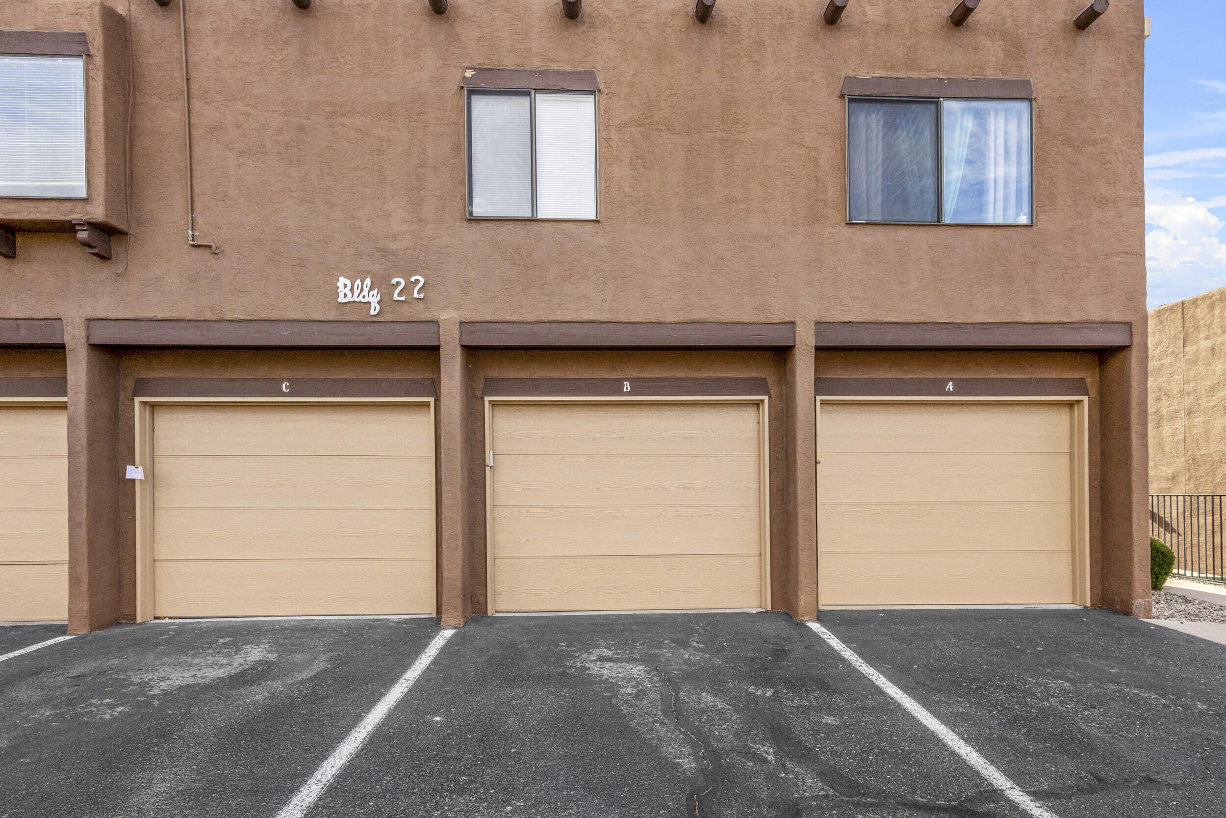 5801 Lowell Street #22B, Albuquerque, New Mexico image 2