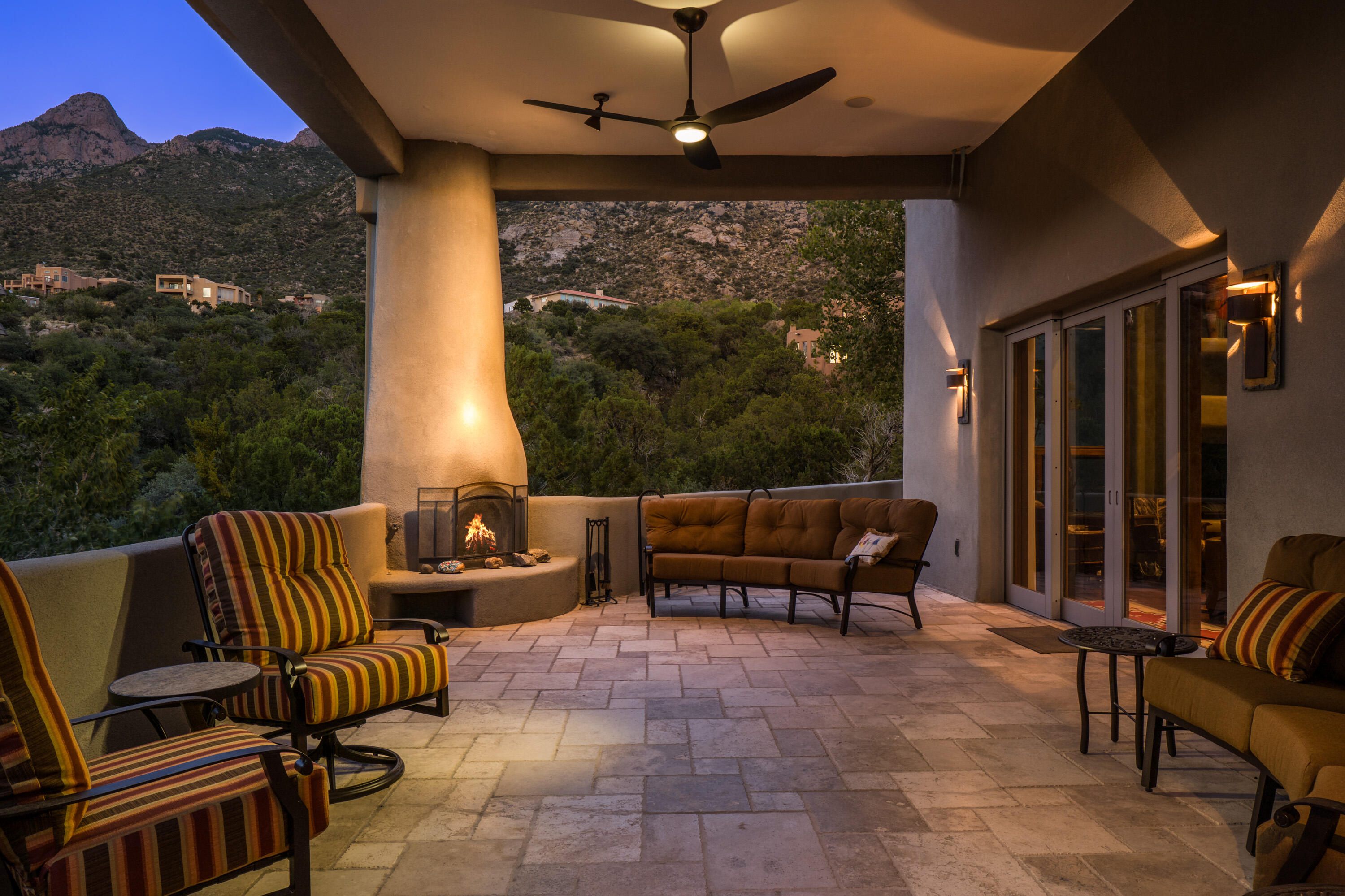 22 Tierra Monte Street NE