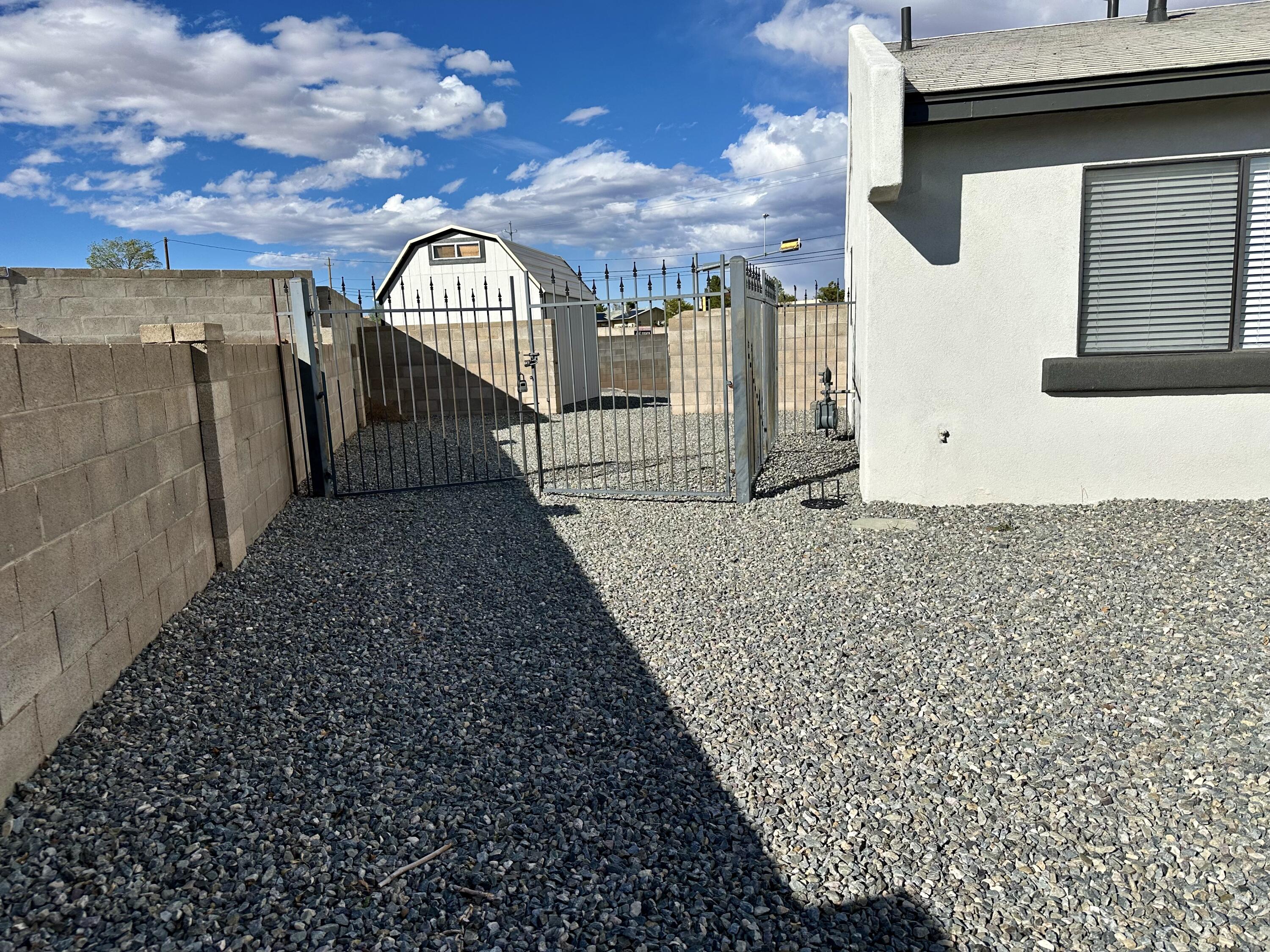 548 Star Villa Circle SE