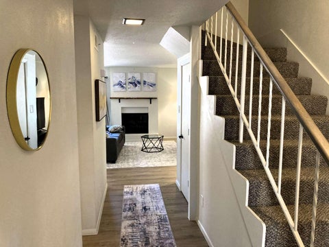 Townhouse For Sale - 6813 Los Trechos Court<br/> Albuquerque, NM 87109