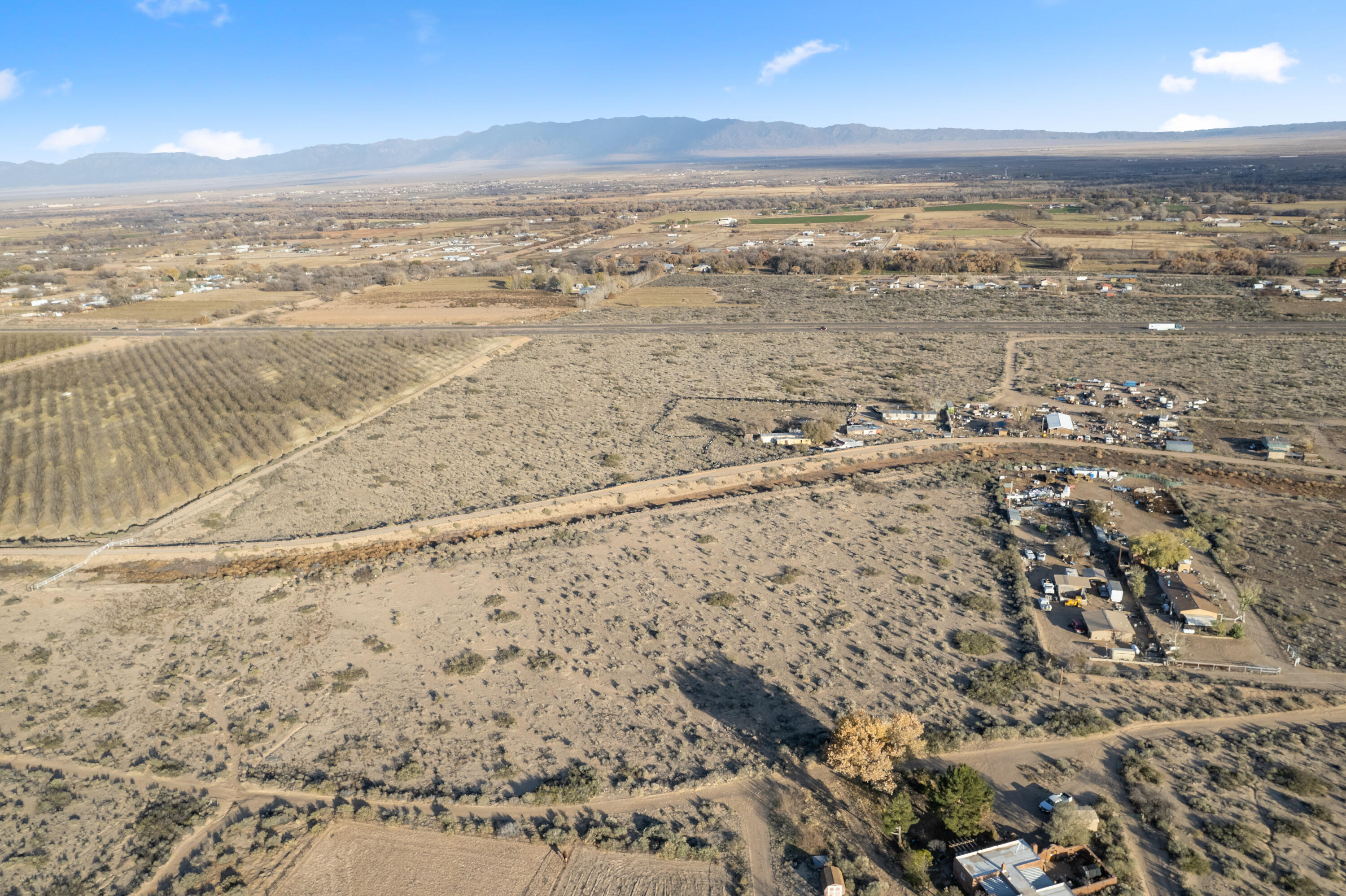 Nya Cumbre Vista, Bosque, New Mexico image 4