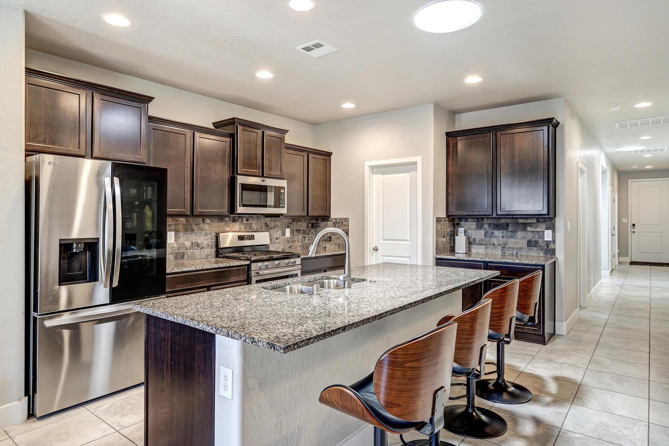 7713 Majesty Court NW