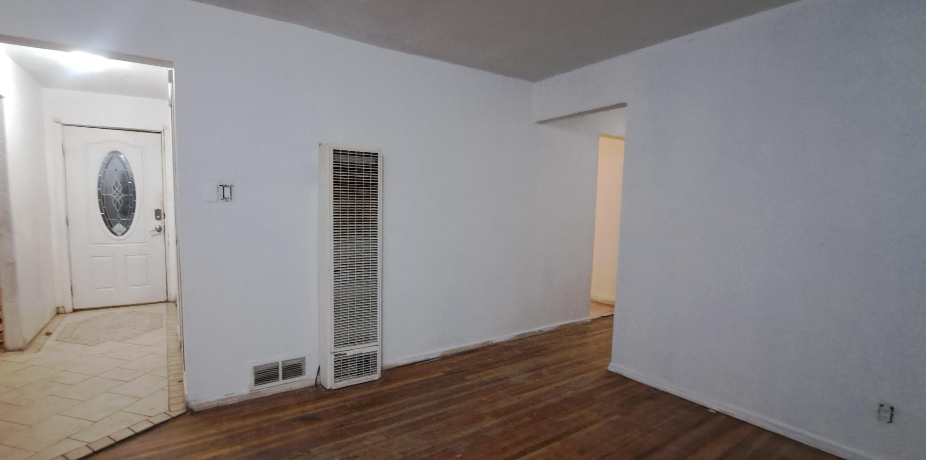 336 Conchas Street NE