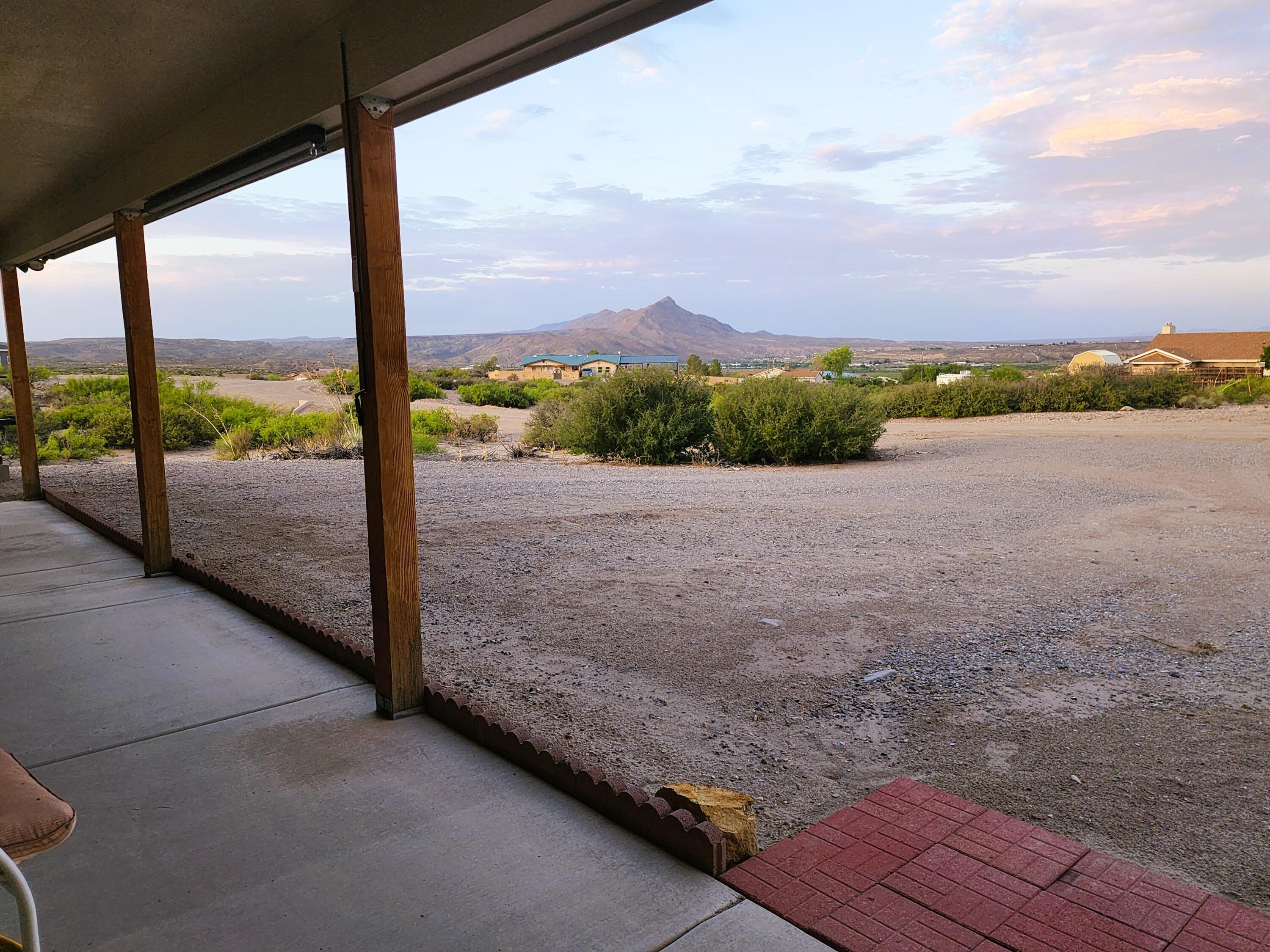 105 Quebec Loop, Elephant Butte, New Mexico image 3