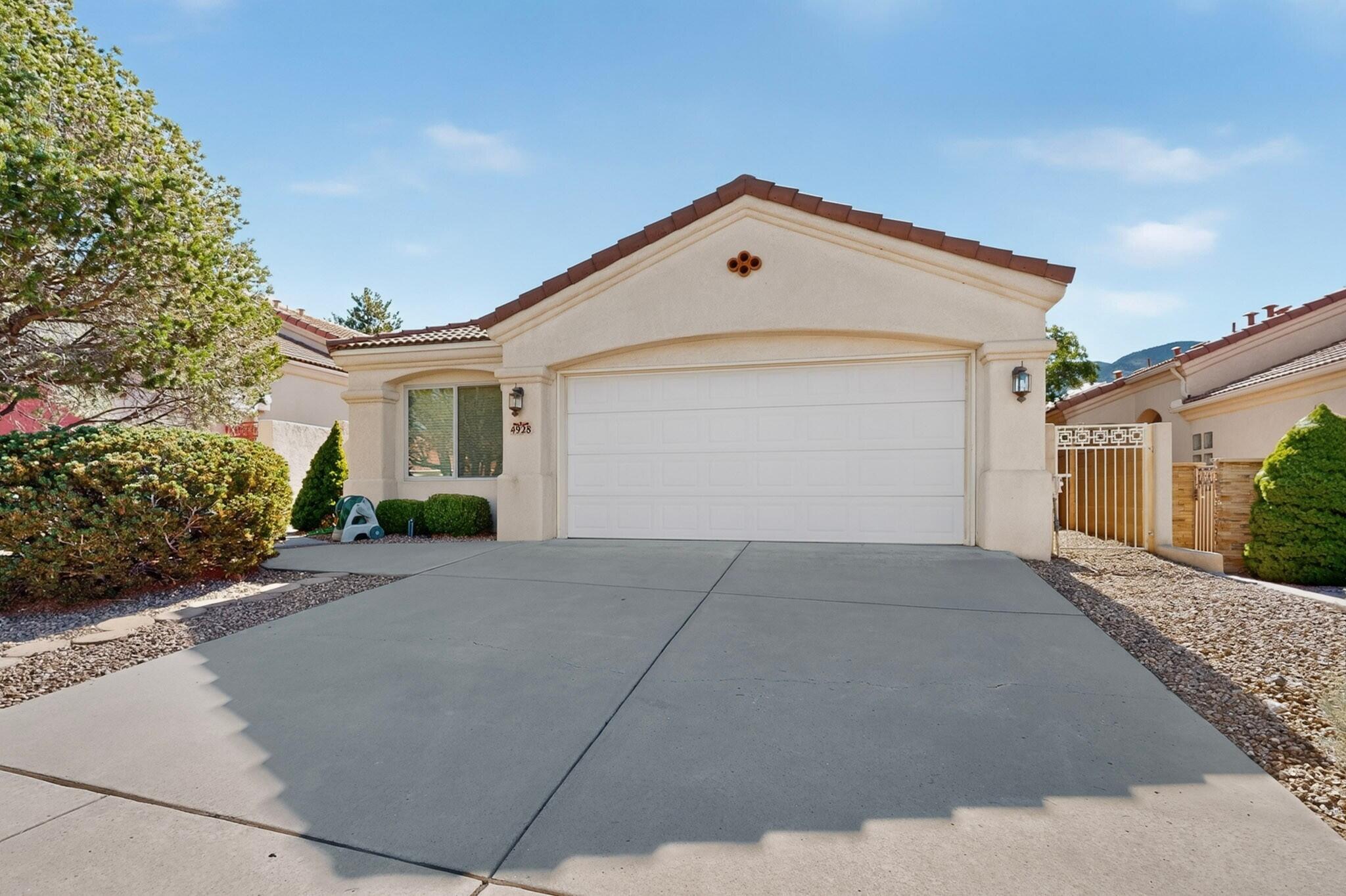 4928 Skyline View Court NE