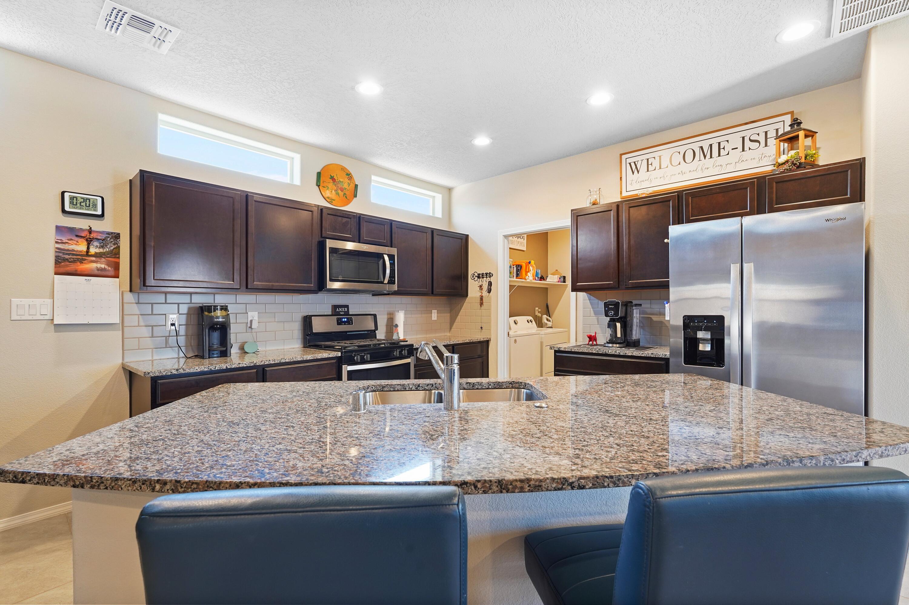 1672 Tierra Verde Loop, Los Lunas, New Mexico image 11