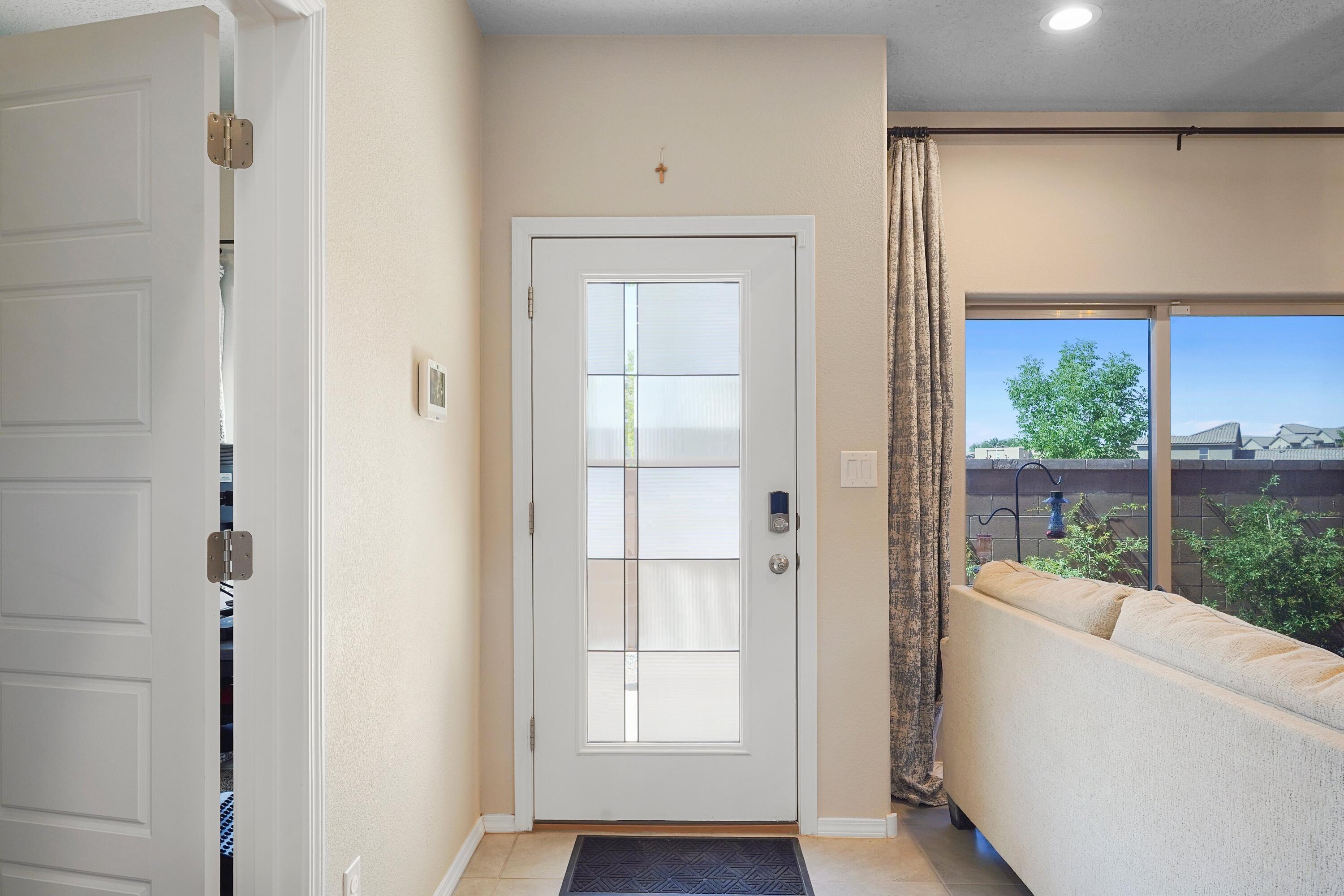 1672 Tierra Verde Loop, Los Lunas, New Mexico image 3