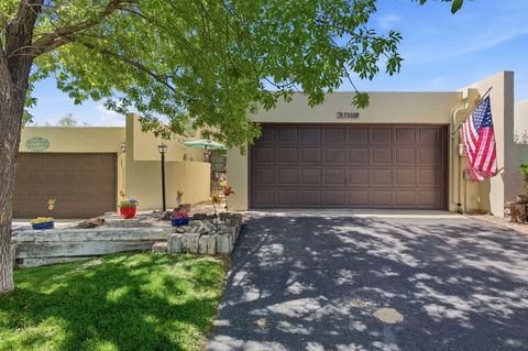 Photo of 3308 Esplanade Circle SE, Rio Rancho, NM 87124 (MLS # 1102589)