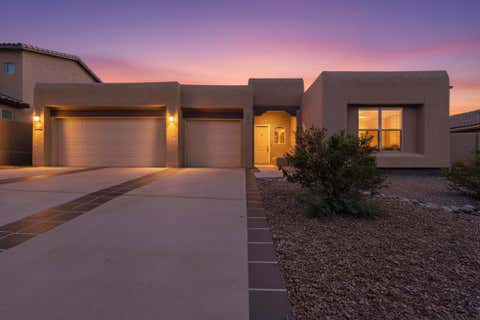 Homes For Sale - 5916 S Sandia Court<br/> Rio Rancho, NM 87144