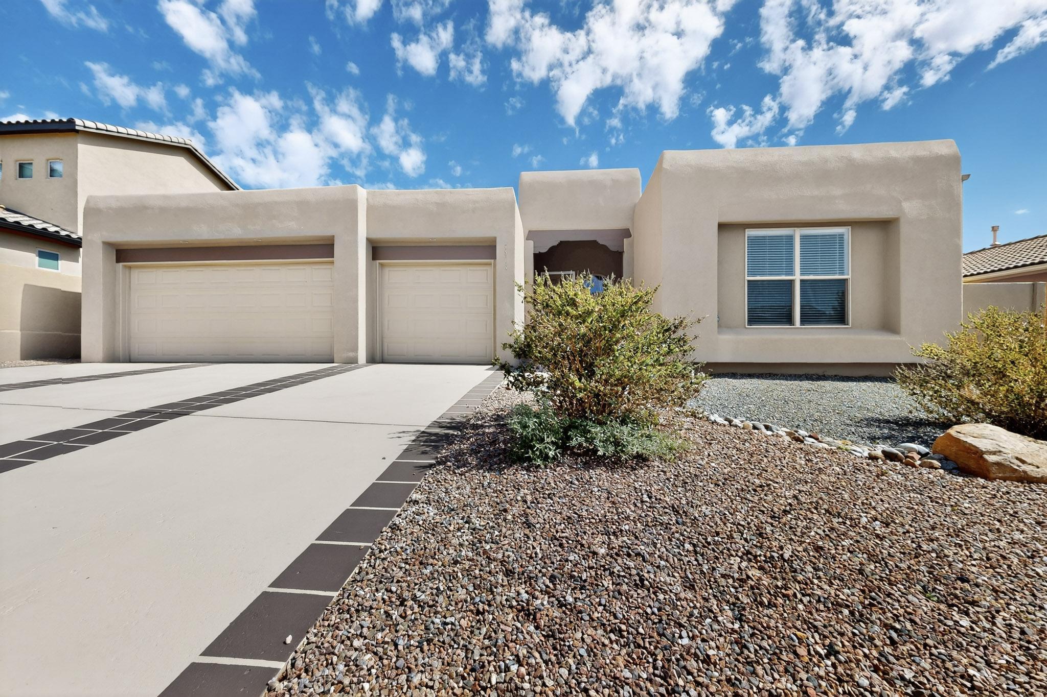 5916 S SANDIA Court NE