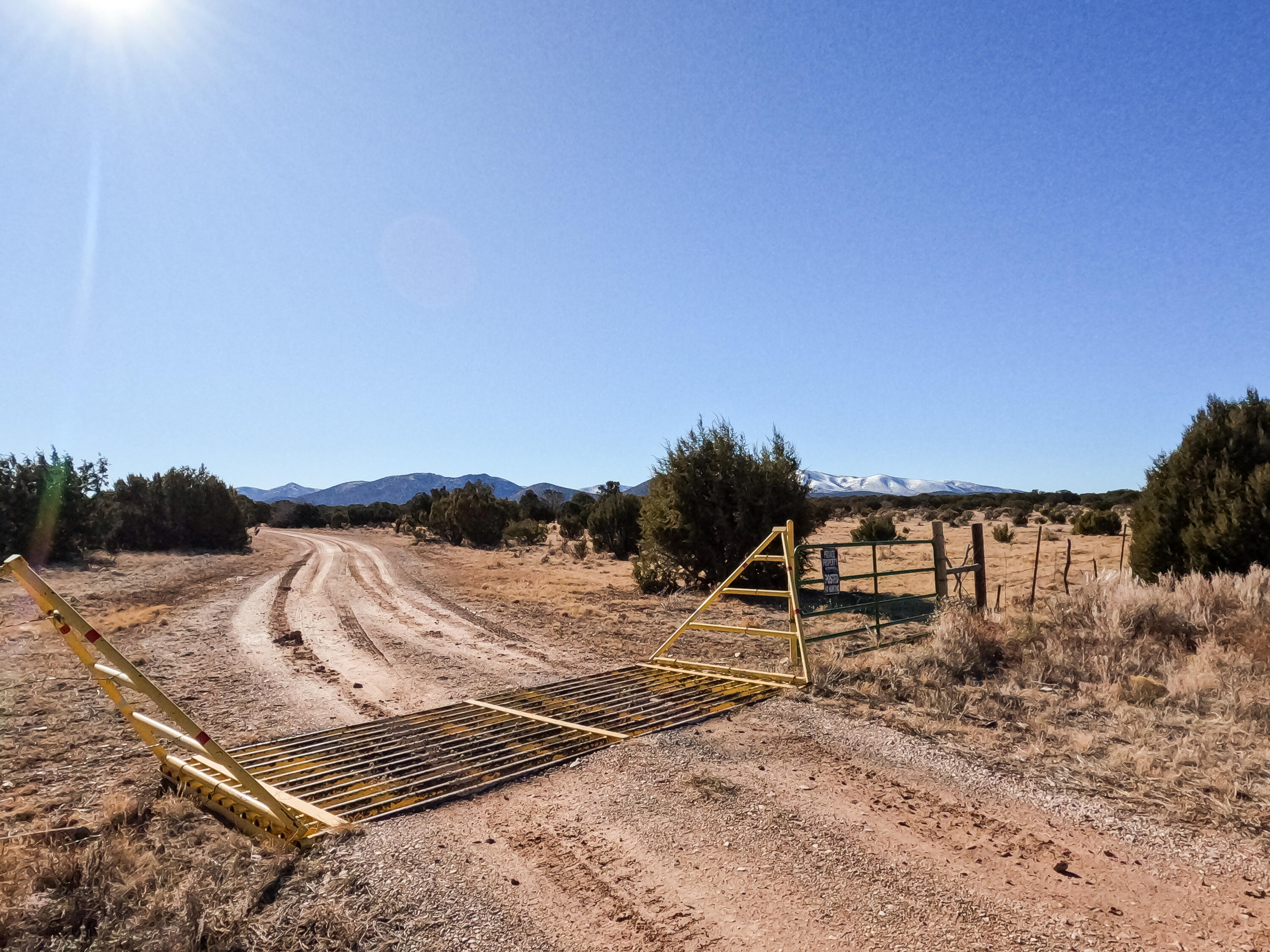 22 Anza Road, Corona, New Mexico image 4