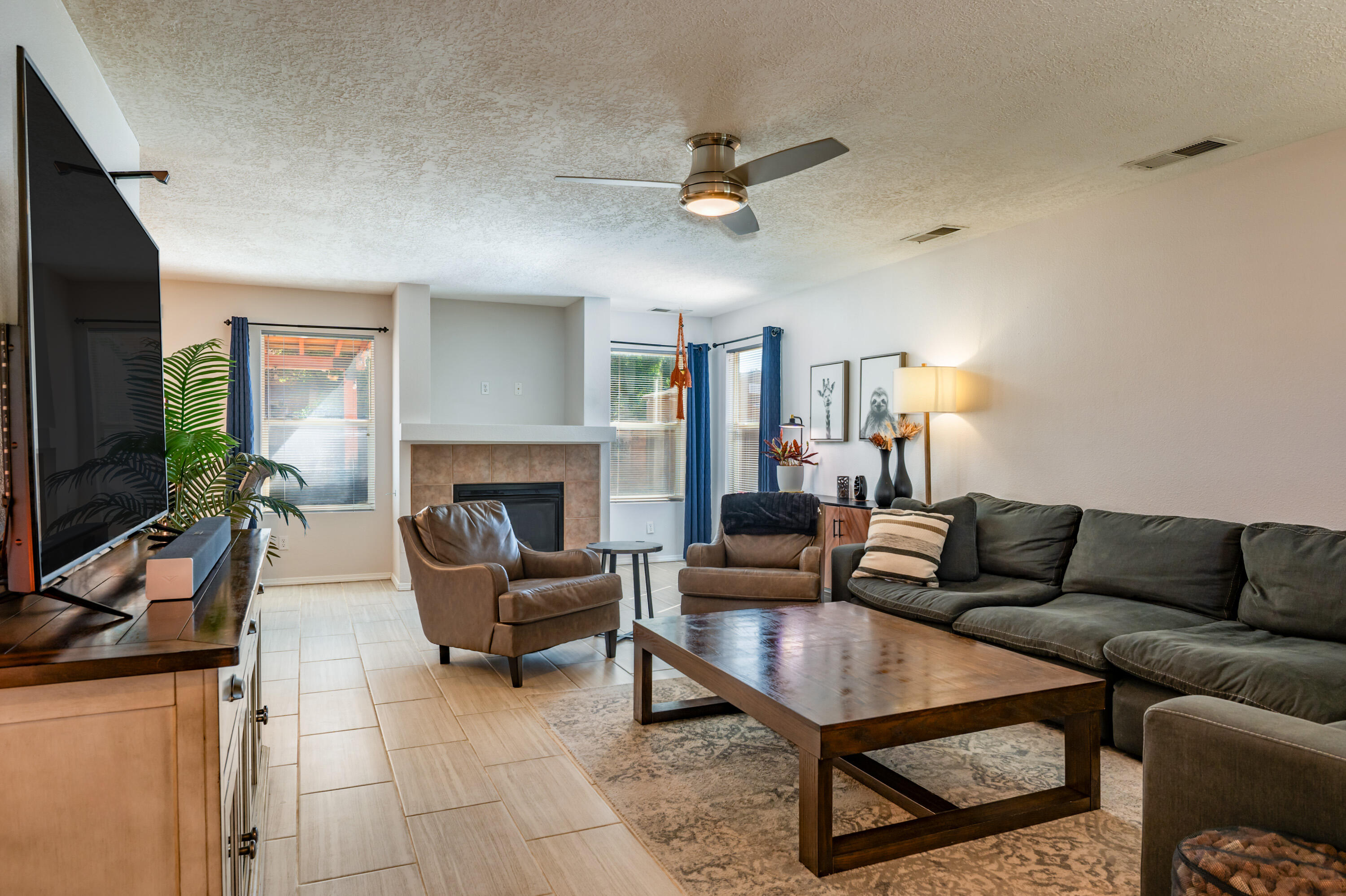 7476 Sanderling Road NW