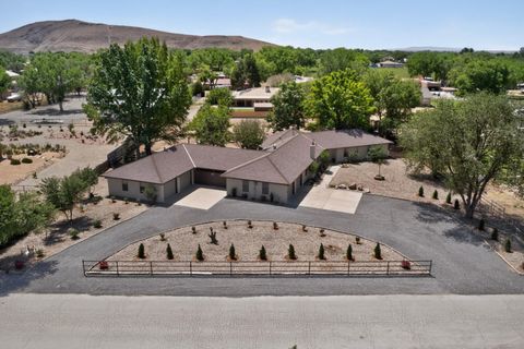 Homes For Sale - 6 Shady Lane<br/> Los Lunas, NM 87031