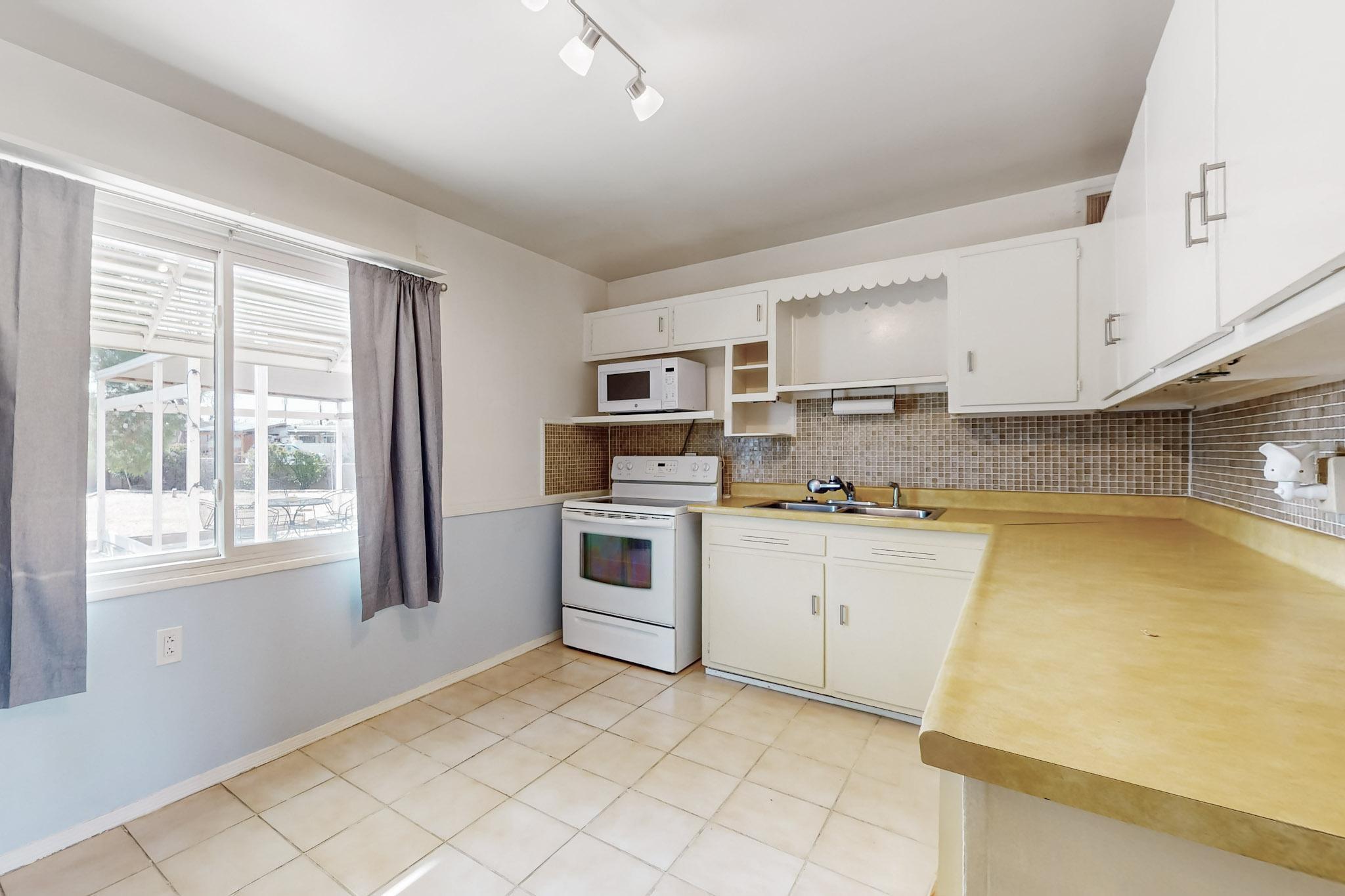 2400 Elizabeth Street, Albuquerque, New Mexico image 9
