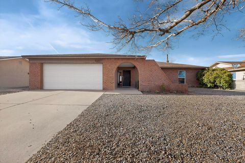 5207 Sooner Trail NW Albuquerque NM 87120