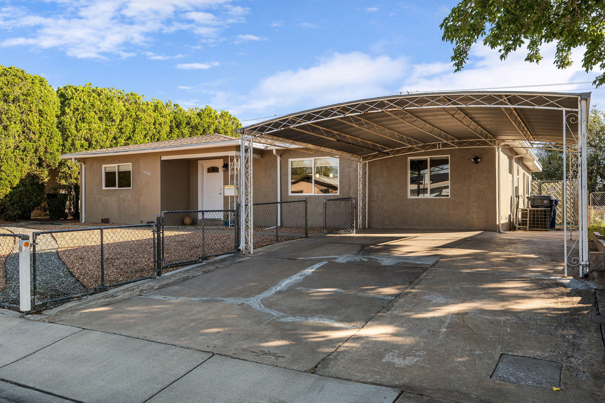 4020 Palo Duro Avenue NE