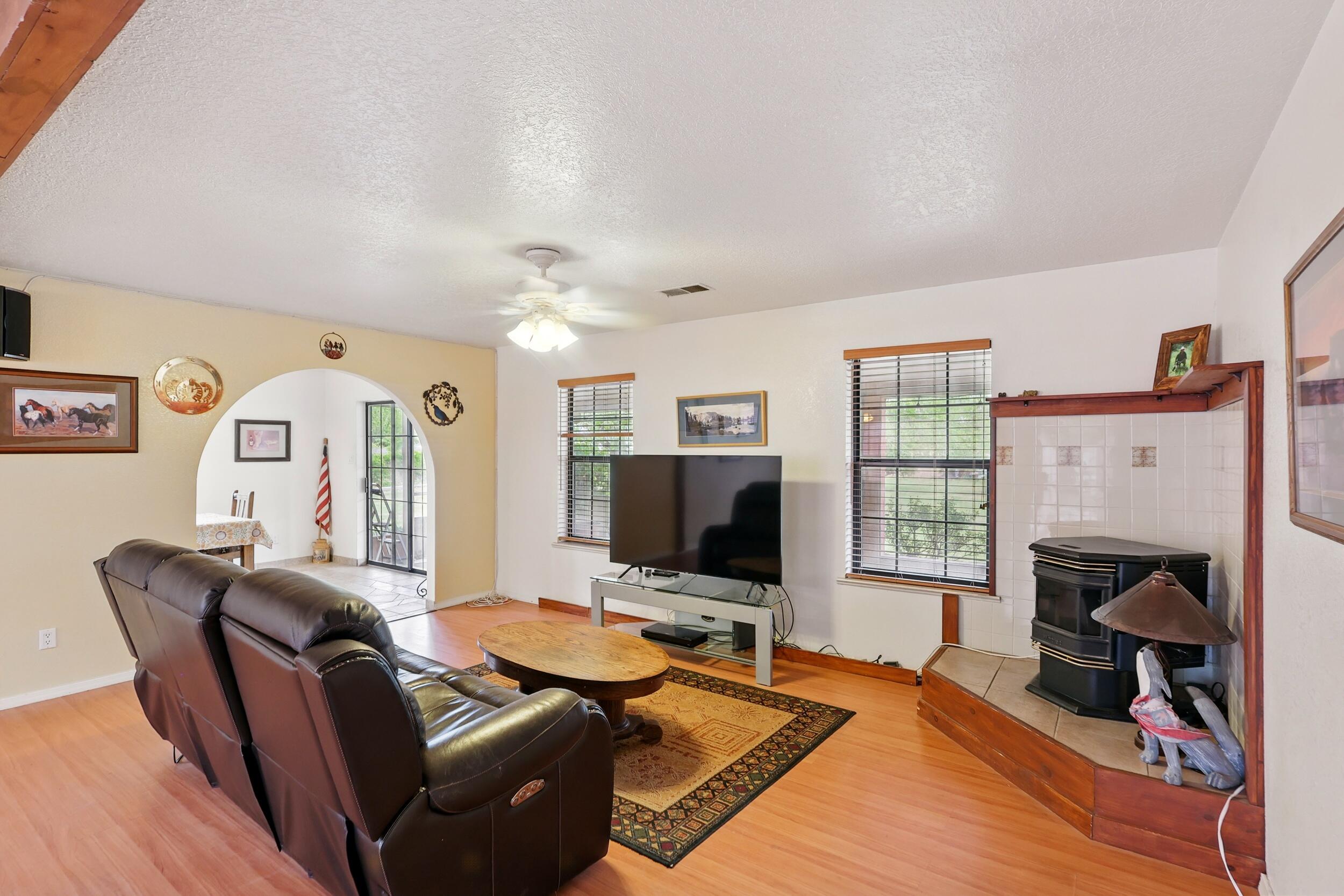 3 Shadow View Court, Los Lunas, New Mexico image 7
