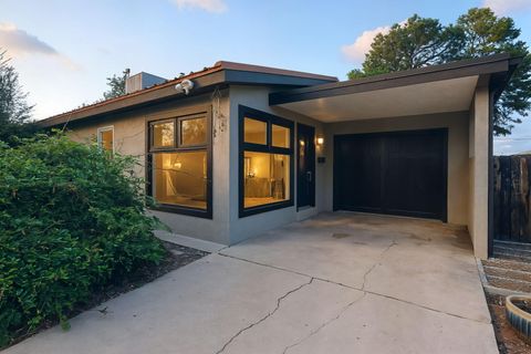 11008 Morris Court NE Albuquerque NM 87112
