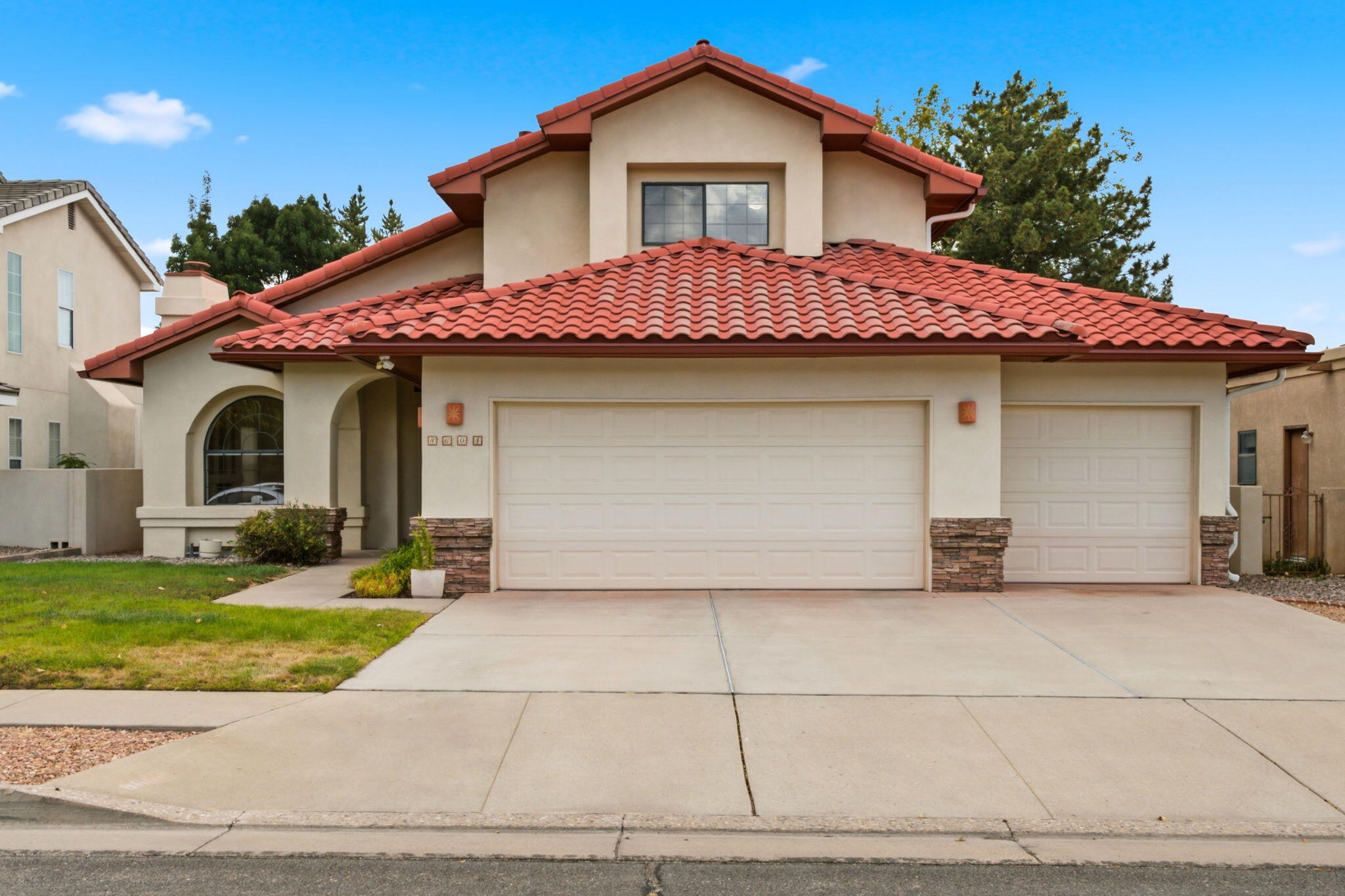 8604 Vineyard Ridge Road NE