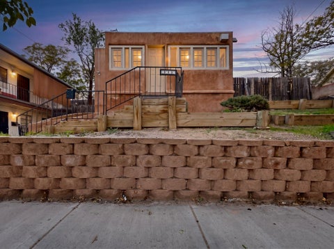Photo of 1404 Dr Martin Luther King Jr Avenue NE, Albuquerque, NM 87106 (MLS # 1112616)