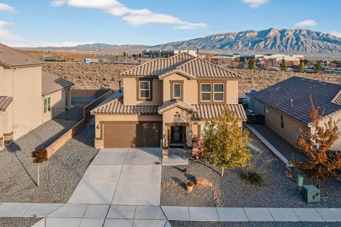 Photo of 4485 Skyline Loop NE, Rio Rancho, NM 87144 (MLS # 1094239)