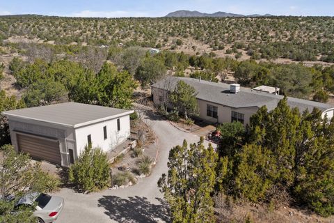 Mobile Home For Sale - 229 Skyline Drive<br/> Edgewood, NM 87015
