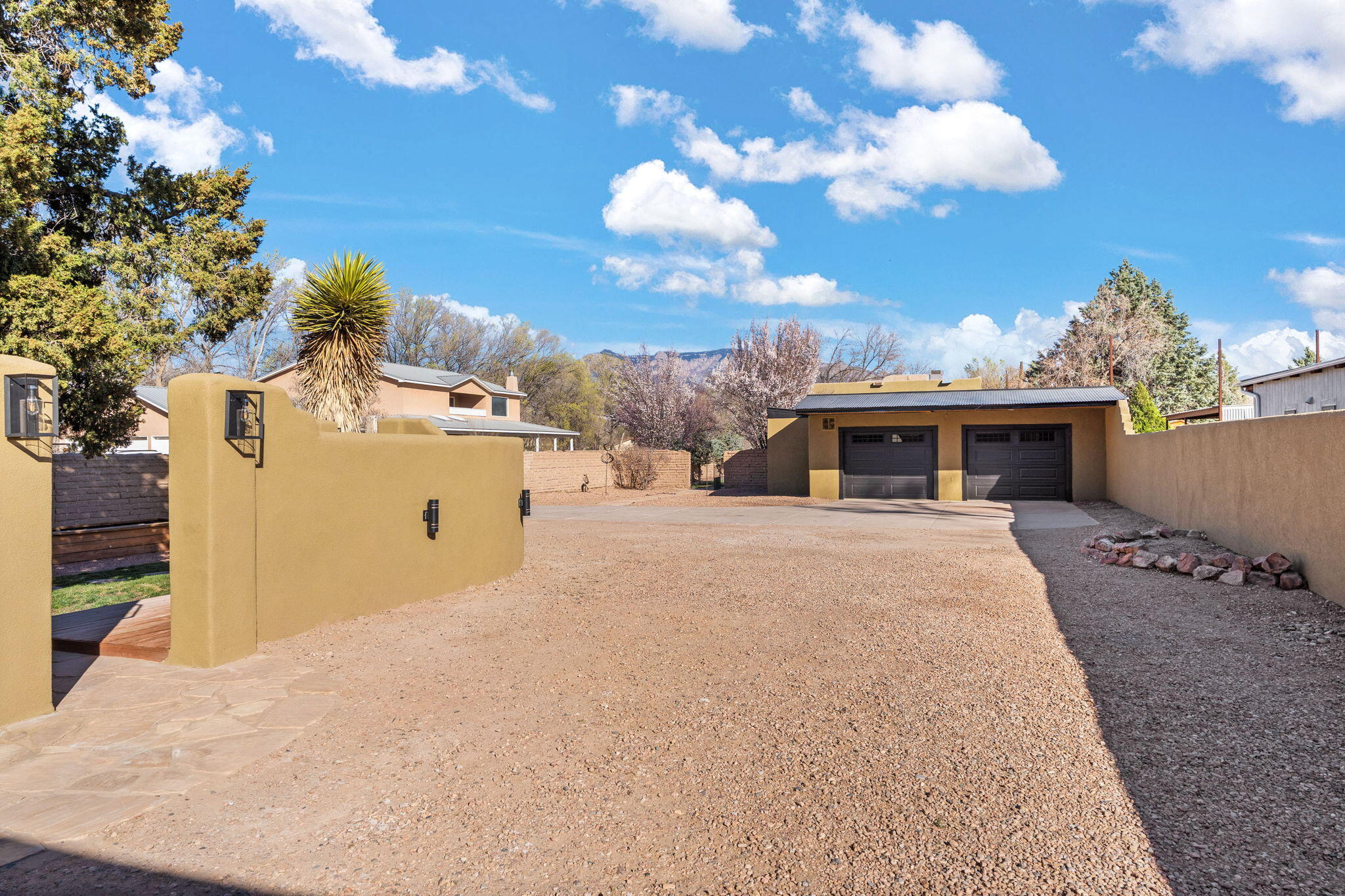 240 E Valverde Road, Corrales, New Mexico image 35
