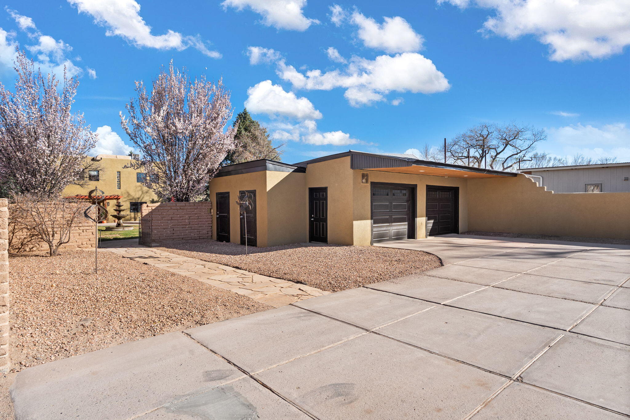 240 E Valverde Road, Corrales, New Mexico image 34